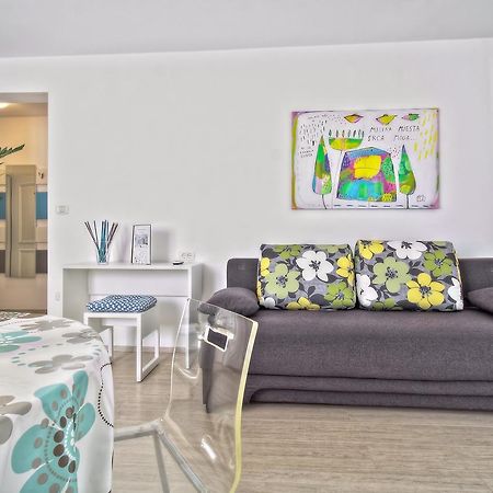Apartments Punta By Sea Umag Eksteriør billede
