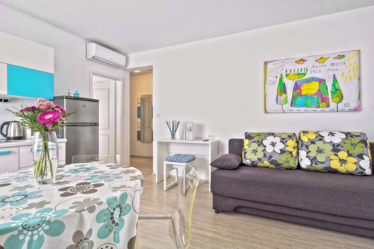 Apartments Punta By Sea Umag Eksteriør billede